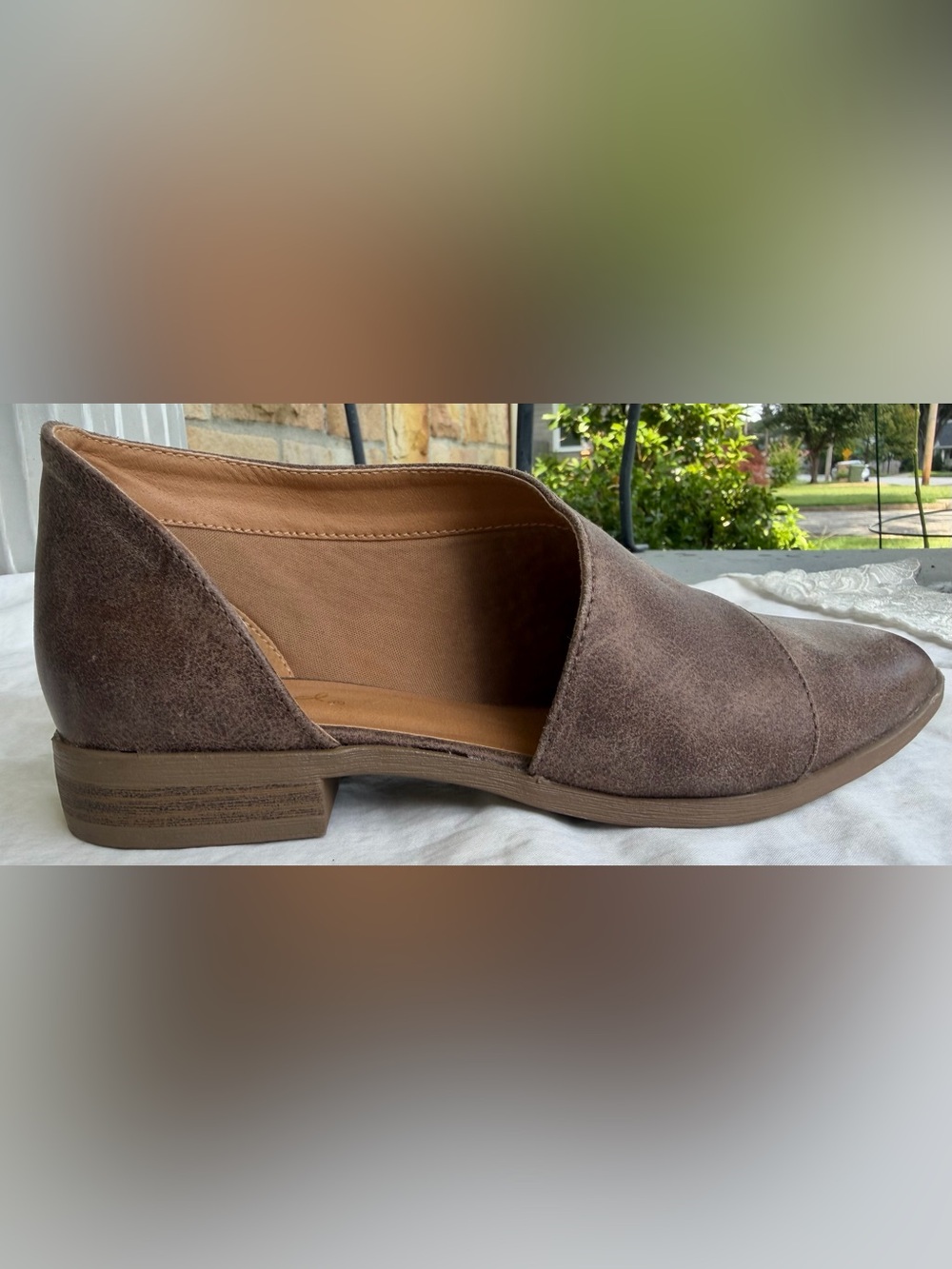 โจ Qupid Tuxedo-68 Extreme Cut-Out Pointed Toe Flats Size 6.5 โจ